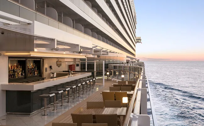 day-night-bars-outdoor-bars